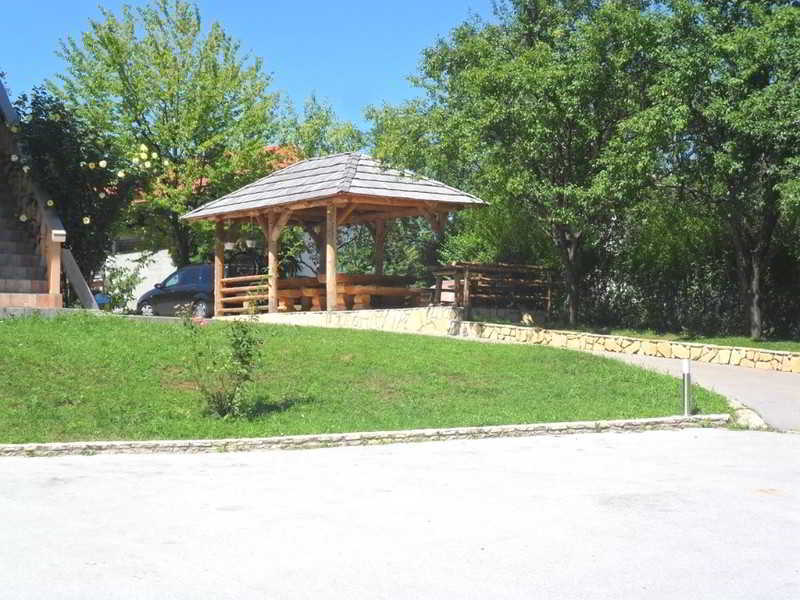 Guesthouse Sara Grabovac  Exterior photo
